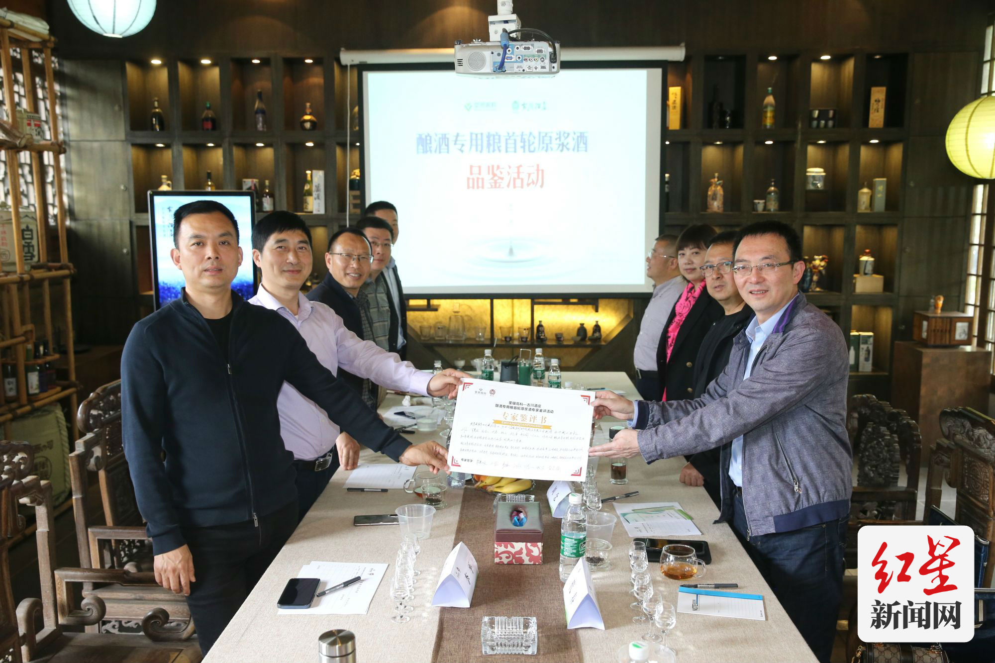 1631866360953285.jpg SVOj1tT5WV7x1C.jpg